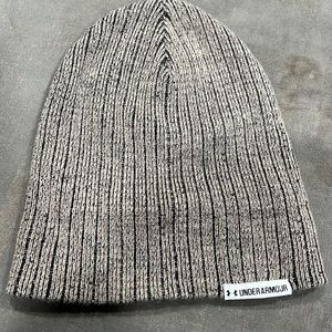 Under armour beanie
